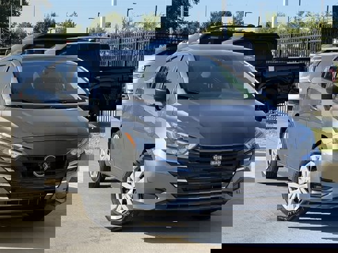 Certified 2025 Nissan Versa S w/ Trunk Package image 2