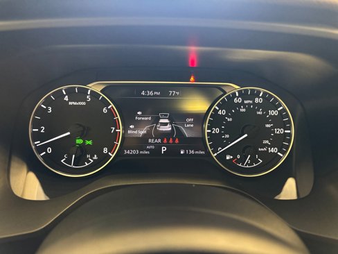 Used 2022 Nissan Rogue SV w/ SV Premium Package image 31