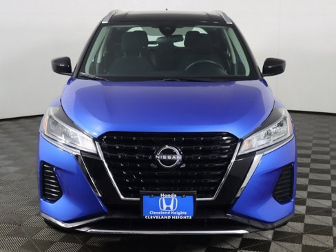 Used 2023 Nissan Kicks SV image 9