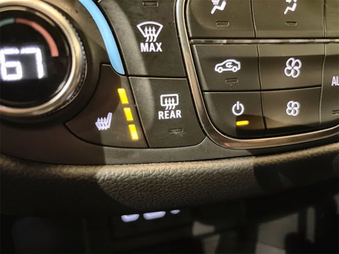 Used 2022 Chevrolet Equinox LT image 33