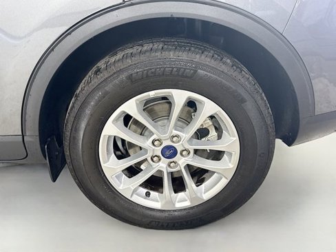 Used 2022 Ford Escape SE w/ Cold Weather Package image 29