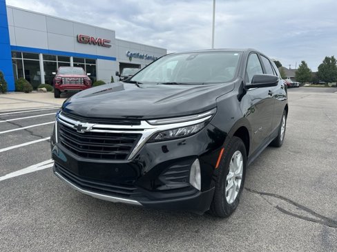 Used 2024 Chevrolet Equinox LT image 2