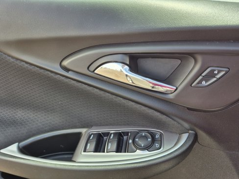 Used 2020 Chevrolet Malibu LS image 19