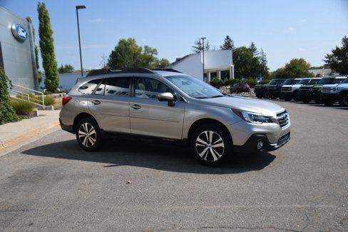 Used 2018 Subaru Outback 2.5i Limited image 8