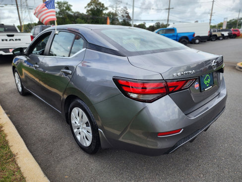 Used 2022 Nissan Sentra S image 18