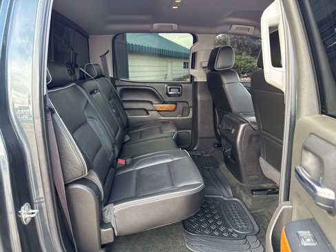 Used 2017 Chevrolet Silverado 1500 High Country image 17