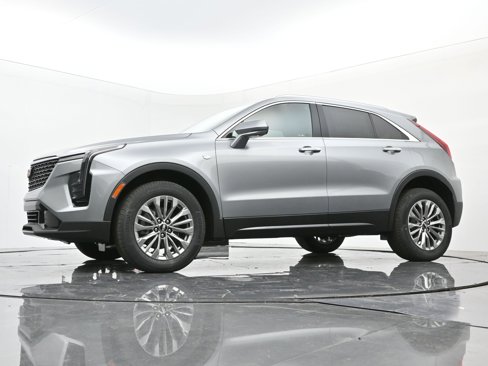 New 2025 Cadillac XT4 Premium Luxury w/ Cold Weather Package image 16