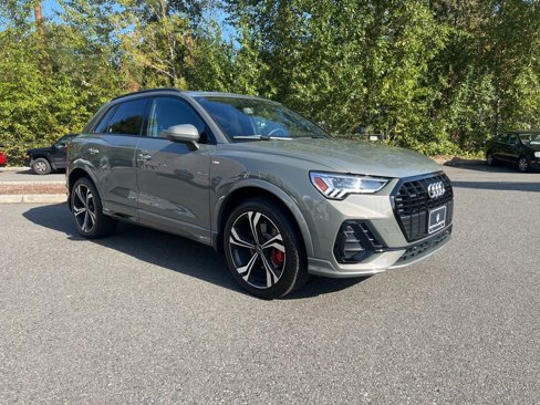 Used 2024 Audi Q3 2.0T Premium Plus image 1
