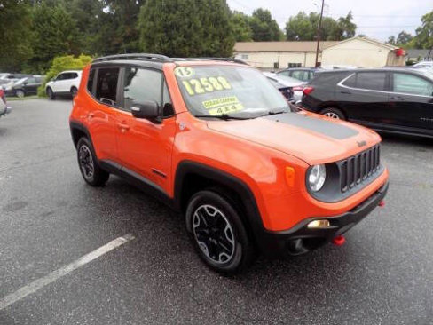 Used 2015 Jeep Renegade Trailhawk w/ Popular Equipment Group image 5