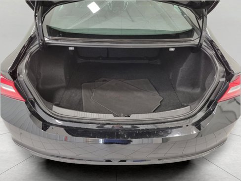 Used 2024 Chevrolet Malibu LT image 14