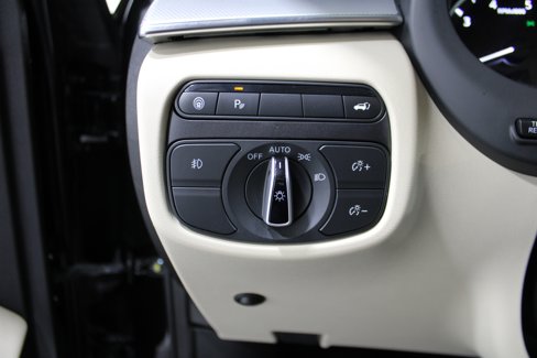 Used 2019 INFINITI QX50 Essential w/ Premium Heat Package image 8