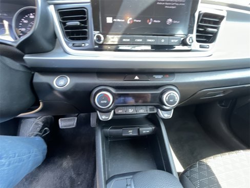 Used 2023 Kia Rio S w/ Technology Package image 18