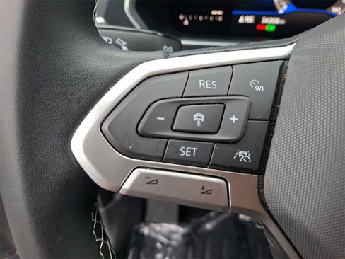 Used 2022 Volkswagen Tiguan SE image 20