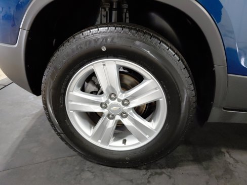 Certified 2020 Chevrolet Trax LT w/ LT Convenience Package image 31