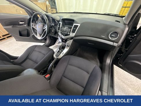 Used 2014 Chevrolet Cruze LT w/ RS Package image 38