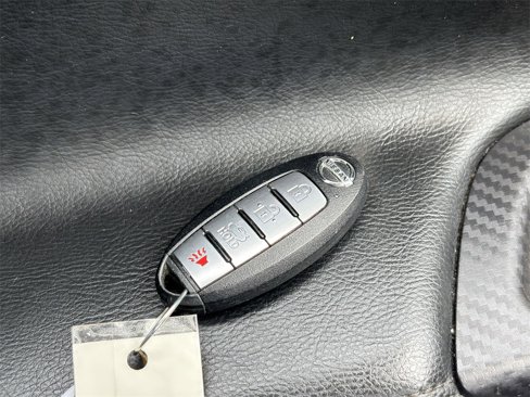 Used 2020 Nissan Versa SV image 31