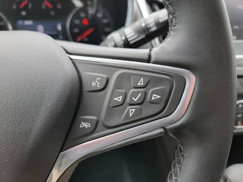 Used 2023 Chevrolet Equinox LT image 24