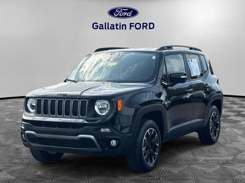 Used 2023 Jeep Renegade Latitude image 1