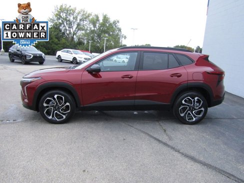 Used 2025 Chevrolet Trax RS w/ Driver Confidence Package image 2