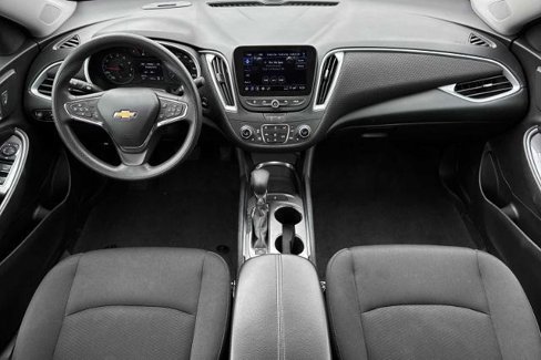 Used 2023 Chevrolet Malibu LT image 13