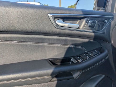 Certified 2019 Ford Edge Titanium w/ Equipment Group 301A image 13