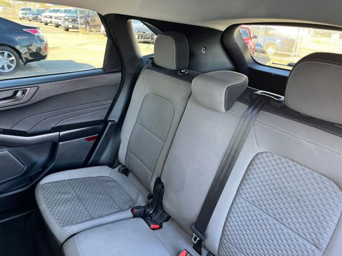 Used 2022 Ford Escape SE image 37