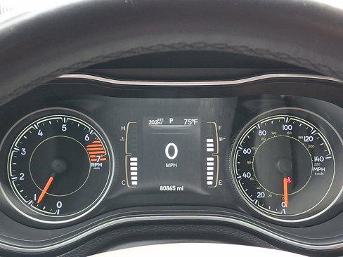 Certified 2019 Jeep Cherokee Latitude Plus image 20