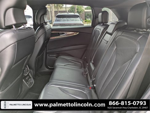 Used 2018 Lincoln MKX Reserve image 11