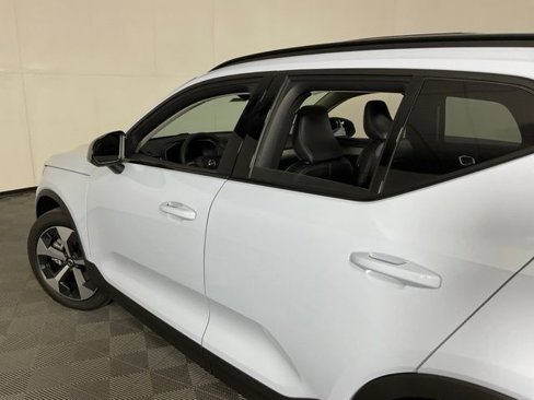 New 2026 Volvo XC40 B5 Plus w/ Protection Package Premier image 41