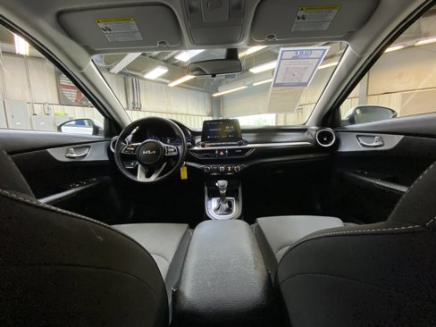 Used 2024 Kia Forte LXS image 17