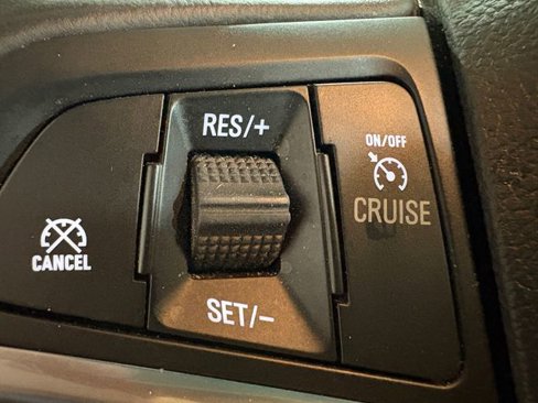 Used 2021 Buick Encore Preferred image 9