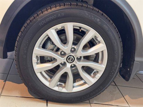 Used 2022 Nissan Rogue Sport S image 15