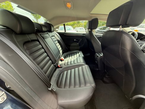 Used 2013 Volkswagen CC Lux image 32