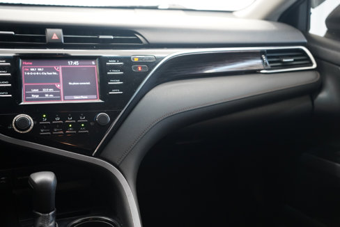 Used 2018 Toyota Camry LE image 33