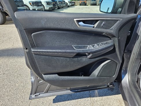 Used 2023 Ford Edge SEL image 23