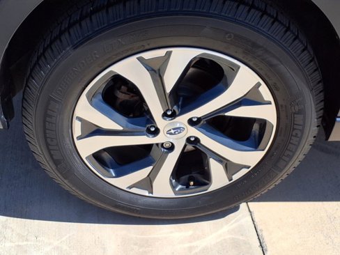 Used 2022 Subaru Outback Limited image 11