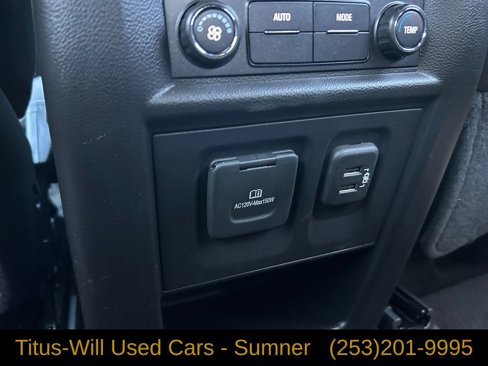 Used 2022 Chevrolet Traverse LT w/ LPO, Cargo Package image 36