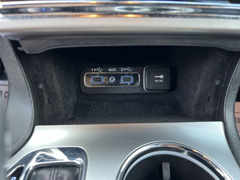 Used 2019 Jeep Grand Cherokee Limited image 35