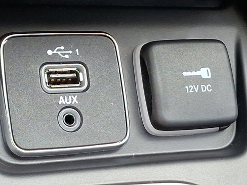 Certified 2019 Jeep Cherokee Latitude Plus image 25