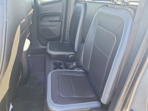 Used 2018 Chevrolet Colorado Z71 image 22