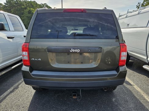 Used 2016 Jeep Patriot Sport image 5