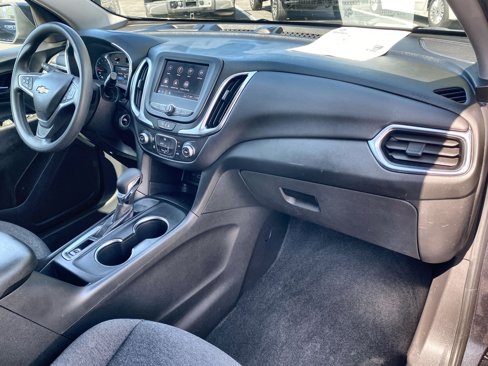 Used 2022 Chevrolet Equinox LT w/ LPO, Cargo Package image 28