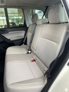 Used 2017 Subaru Forester 2.5i Premium image 8