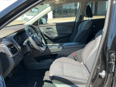 Used 2021 Nissan Rogue SV image 17