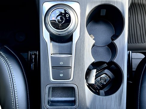 New 2025 Ford Escape SE image 27