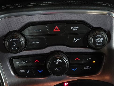 Used 2018 Dodge Challenger SXT w/ Blacktop Package image 36
