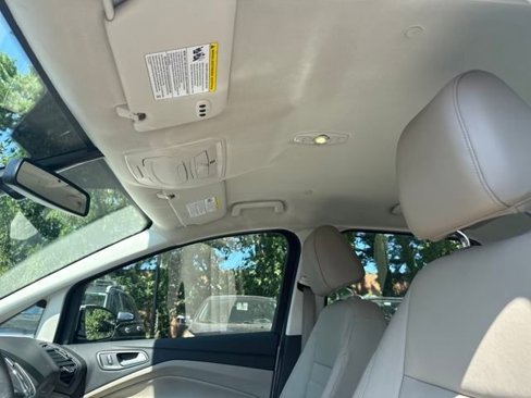 Used 2016 Ford C-MAX Energi SEL w/ Equipment Group 302A image 21