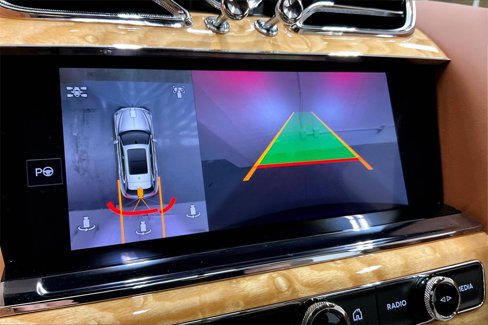 Used 2024 Bentley Bentayga image 25