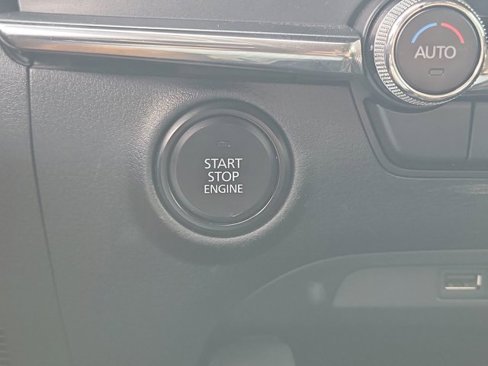 Used 2020 MAZDA MAZDA3 Sedan w/ Preferred Package image 33