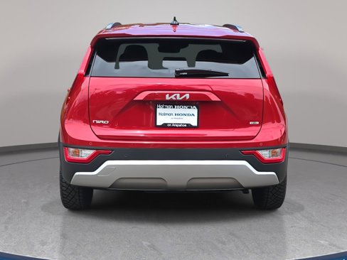 Used 2023 Kia Niro EX image 7
